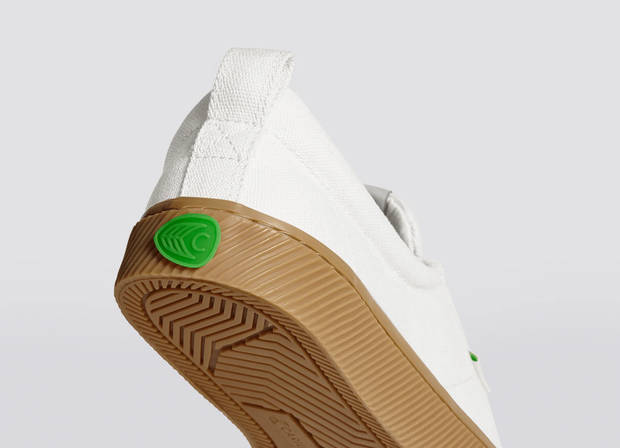 OCA Low Gum Off-White Canvas Sneaker - Image 7