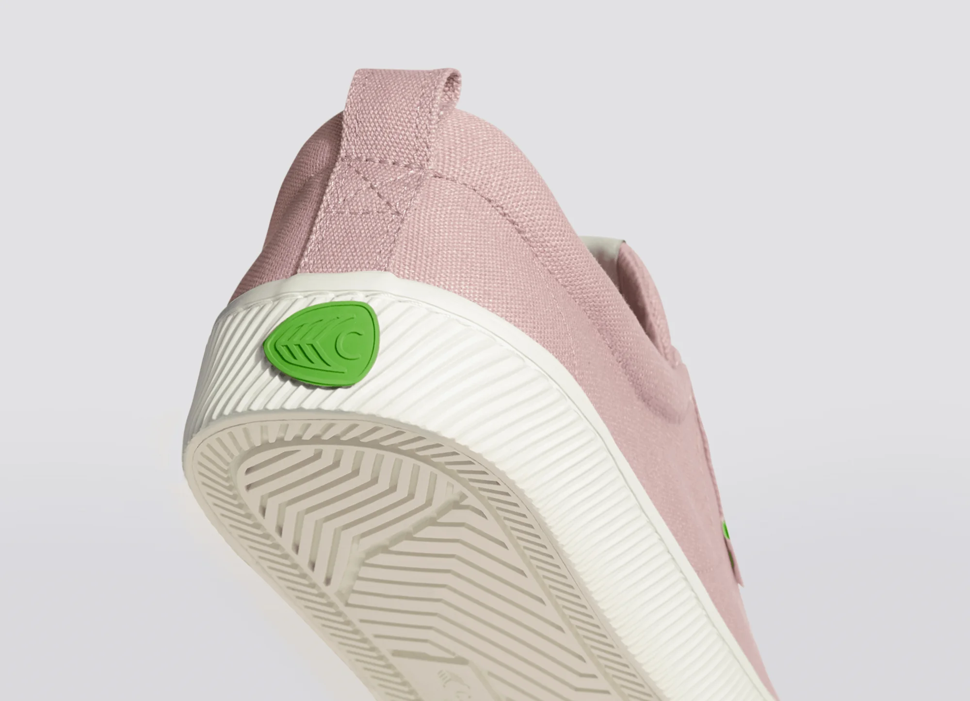 OCA Low Rose Canvas Sneaker - Image 8